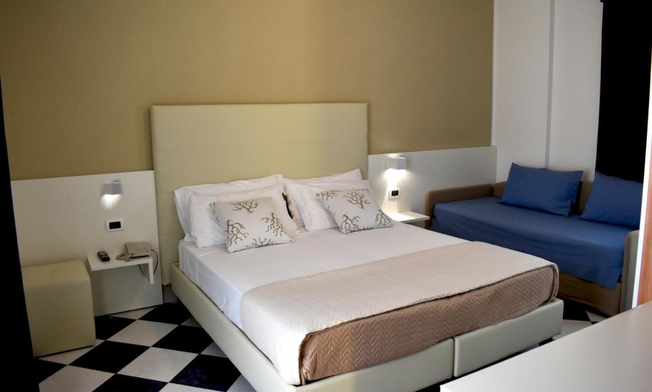 Hotel El Salvador Frontemare Piscina Riscaldata Jesolo Extérieur photo